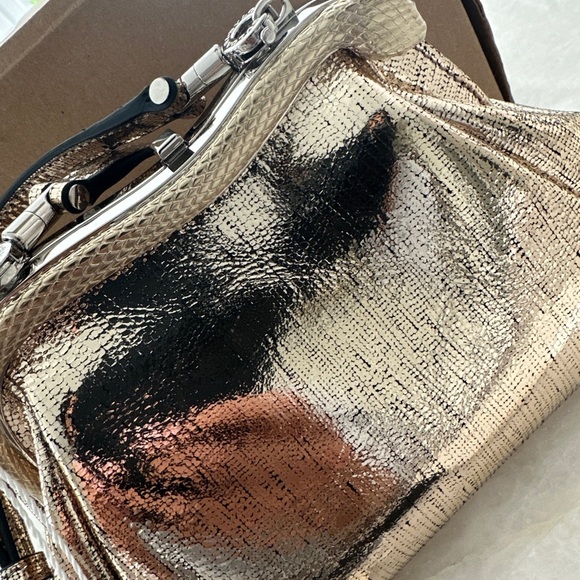 Bvlgari Serpentine Bag - Picture 8 of 16